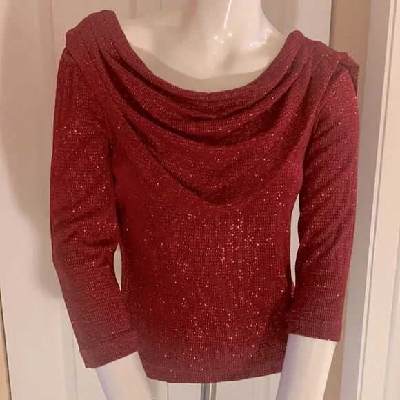 msk❤︎様確認用 MSK | Tops | Msk Red Glitz Top | Poshmark